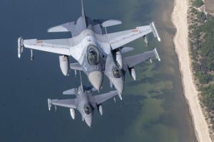 Латвія підняла винищувачі НАТО на кордоні з Білоруссю: причина виявилася несподіваною