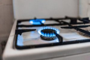 Можемо сидіти не лише без світла: експерт назвав песимістичний сценарій на зиму