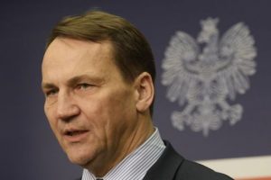 Сікорський сказав, коли закінчиться війна в Україні