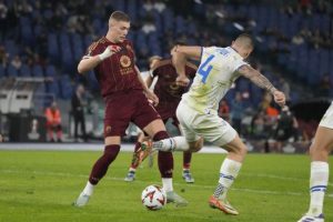 Гол Довбика приніс “Ромі” непросту перемогу над “Динамо” в Лізі Європи (відео)