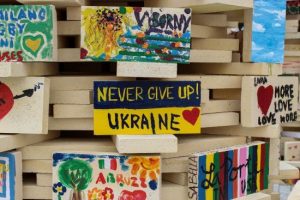 Привітання з Днем захисників і захисниць України 2024 року: картинки українською, проза і вірші