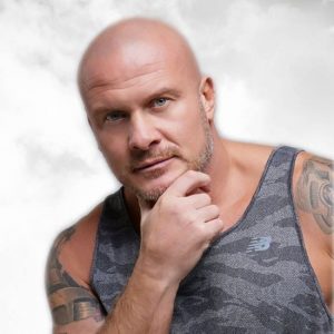 В’ячеслав Узелков розповів про інвалідність і показав пенсійне посвідчення: “Руки не склав”