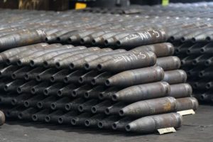 Хто найбільше постачає Росії зброї: в РНБО назвали дві країни