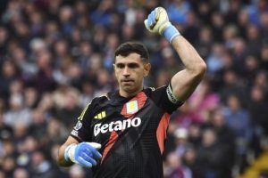 Не Лунін: став відомий найкращий воротар 2024 року за версією France Football