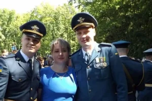 Молодший брат командує ротою, старший — батальйоном: розмова з мамою офіцерів