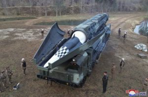 КНДР готова випробувати міжконтинентальну ракету, здатну долетіти до США – розвідка Південної Кореї