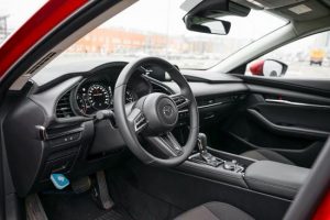 Надійні автомобілі: експерт назвав  4 марки доступних для молоді машини