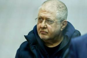 “Я вважаю, що їй погрожували”: Коломойський заступився за засуджену касирку “ПриватБанку”