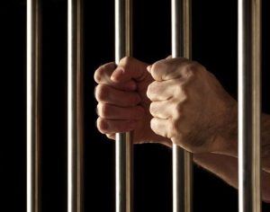 Убивця довів у суді, що в’язниця навмисне зіпсувала йому Різдво