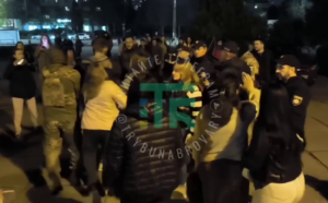 “Рейди” тривають: ТЦК перевіряли документи на концерті у Броварах і ходили по кафе Одеси (відео)