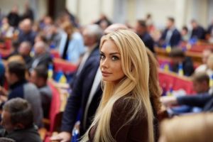 Народну депутатку від “Слуги народу” підозрюють у незаконному збагаченні на 20 млн