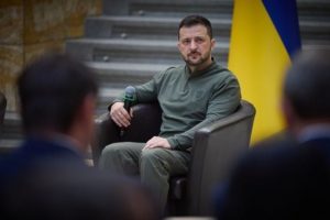 Зеленський визнав кадрову кризу у державному апараті: з якими проблемами стикається влада