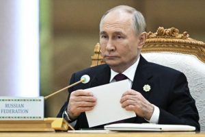 Чергова “загроза традиційним цінностям”: Путін підписав закони про заборону “пропаганди” чайлдфрі