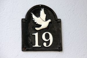 Щасливий номер: число на будинку може підказати, яким буде життя в ньому