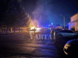 У Львові загорівся автомобіль поліції: фото