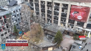 “Прокинувся весь у крові”: жителі Харкова розповіли про російське бомбардування ФАБами