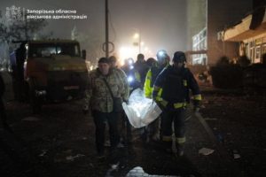 Удар по Запоріжжю: кількість загиблих і постраждалих знову зросла