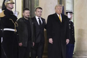 Зустріч Зеленського і Трампа у Парижі тривала 35 хвилин: що відомо