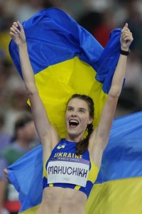 Олімпійську чемпіонку Магучіх визнали найкращою легкоатлеткою світу 2024 року