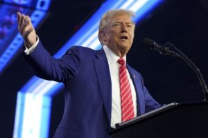 Що Трамп повинен зробити у “перший день”: топ-5 передвиборчих обіцянок
