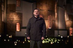 Наживо, на відстані чи в душі – ми сьогодні разом: президент привітав українців з Різдвом
