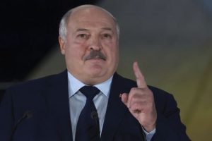 “Визнали свою провину і покаялися”: Лукашенко помилував 23 політв’язнів