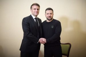 Зеленський зустрівся з Макроном в Польщі: про що говорили