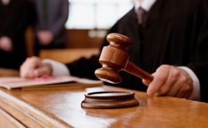 У Чехії судять українців, які привласнили гроші для біженців