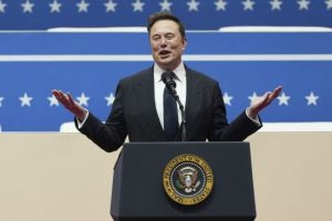 Маска витурили з Білого дому: в апараті Трампа святкують перемогу
