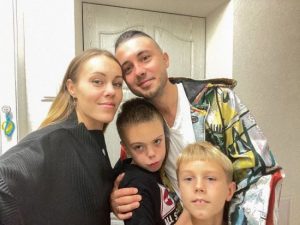 Дружина Тополі після кризи у шлюбі зізналася, як вони змінилися та налагодили стосунки