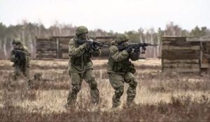 Доводиться переступати через тіла своїх же: військовий про втрати окупантів на фронті