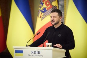 Переговори з Путіним і газ до Європи: головні заяви Зеленського на пресконференції 25 січня
