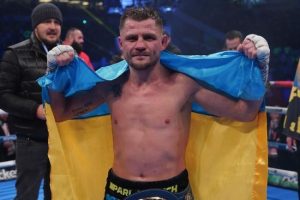 “Кров, піт та сльози”: опубліковано промо чемпіонського бою Берінчик – Девіс (відео)