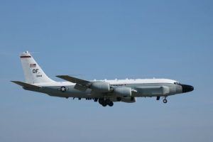 Літак-розвідник ВПС США помічено біля берегів Криму: як зміниться стратегія Пентагону за Трампа