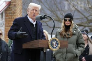“Ми, можливо, зробимо щось значне для закінчення війни”: Трамп анонсував розмову з Путіним