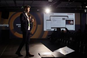 Як eCademy (єКадемія) змінює підхід до вивчення мов: досвід Руслана Яременка