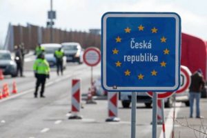 Чехія дозволить деяким українцям залишитися назавжди: які умови
