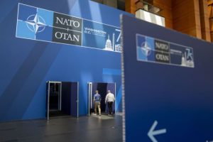 Guardian: Україна може отримати можливість негайного вступу до НАТО у разі порушення Росією миру
