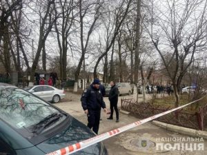 На тлі підривів у ТЦК та військових частинах посилили заходи безпеки: деталі