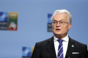 Науседа попередив про небезпеку “швидкого миру” в Україні