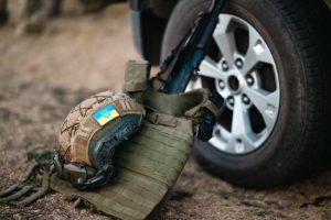 Росіяни відрубали голову українському військовому: встановлено особу загиблого