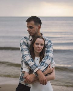 Ірина Кудашова поставила крапку в романі з зіркою “Школи” Богданом Осадчуком