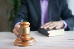 Суд виправдав чоловіка за зґвалтування уві сні: подробиці шокувальної історії