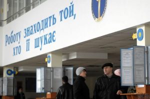 Україні потрібно буде завозити по 400 тис. трудових мігрантів на рік – економіст Олег Пендзин