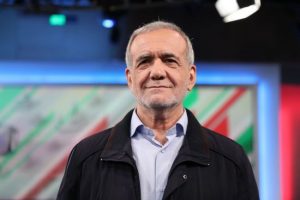 “Я не буду вести переговори, роби все, що хочеш”: президент Ірану відповів Трампу