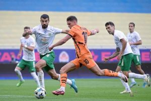 Хибою “Динамо” не скористалися: “Шахтар” не зумів обіграти “Карпати” в УПЛ (відео)