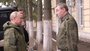 Путін у військовій формі приїхав на Курщину: вперше після початку операції ЗСУ