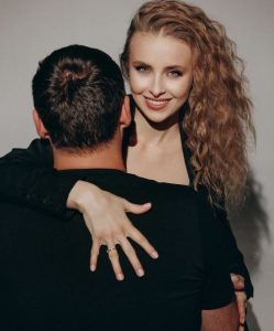 Анна Сагайдачна чесно відповіла, чому відмовилася виходити заміж за батька своєї тримісячної доньки