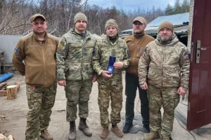 Молодший сержант Олег Маснюк отримав відзнаку за бойові заслуги