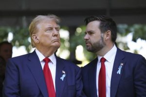 Чому Трамп і Венс не їдуть до України: у The Hill назвали три причини